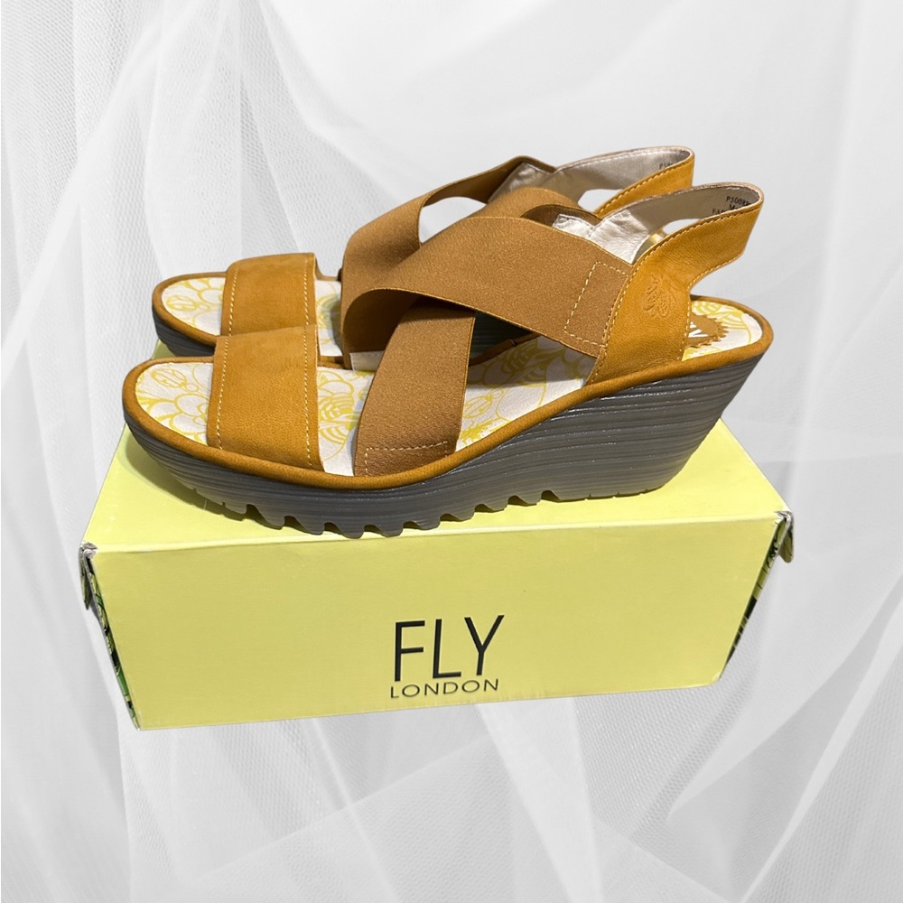 FLY London Women's Cupido Honey Wedge Heel Sandals size 42 New In Box - Picture 3 of 9
